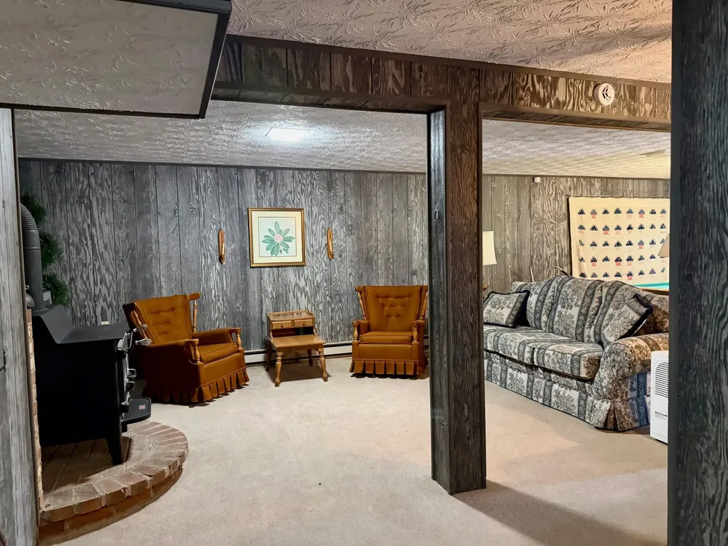 3317 Highway 52 Beattyville KY 41311