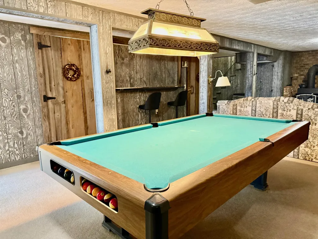 3317 Highway 52 Beattyville KY 41311