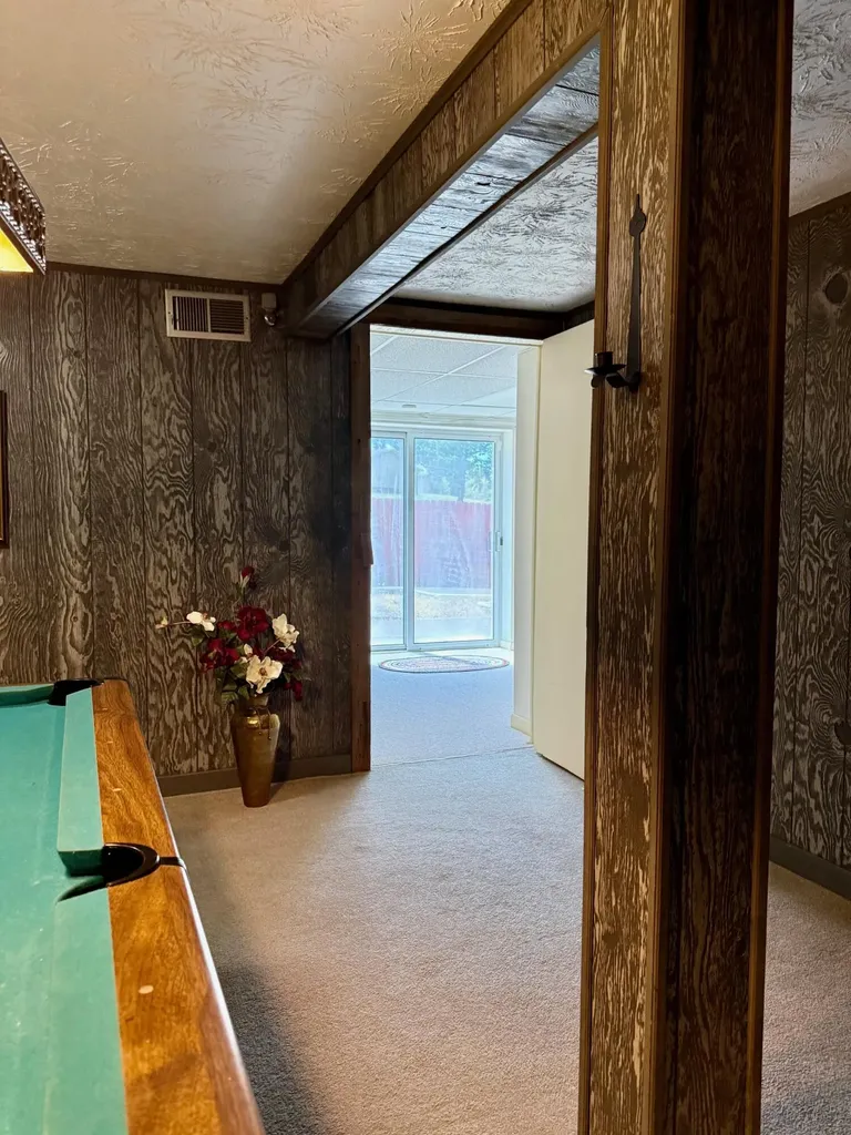 3317 Highway 52 Beattyville KY 41311