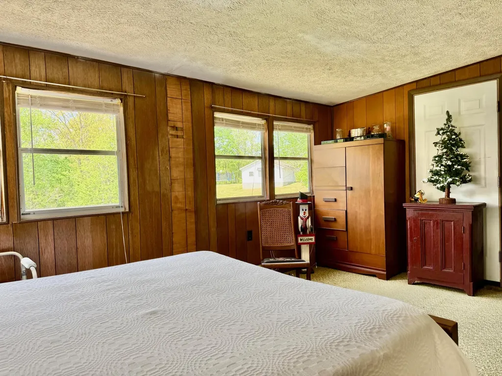 3317 Highway 52 Beattyville KY 41311