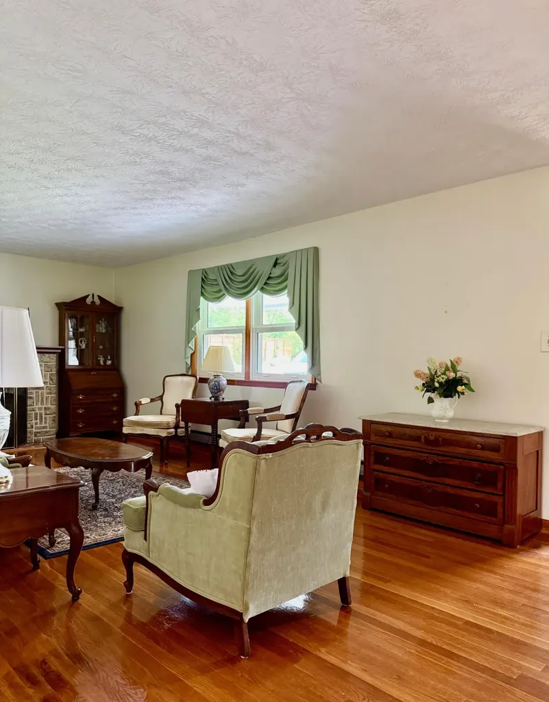 3317 Highway 52 Beattyville KY 41311