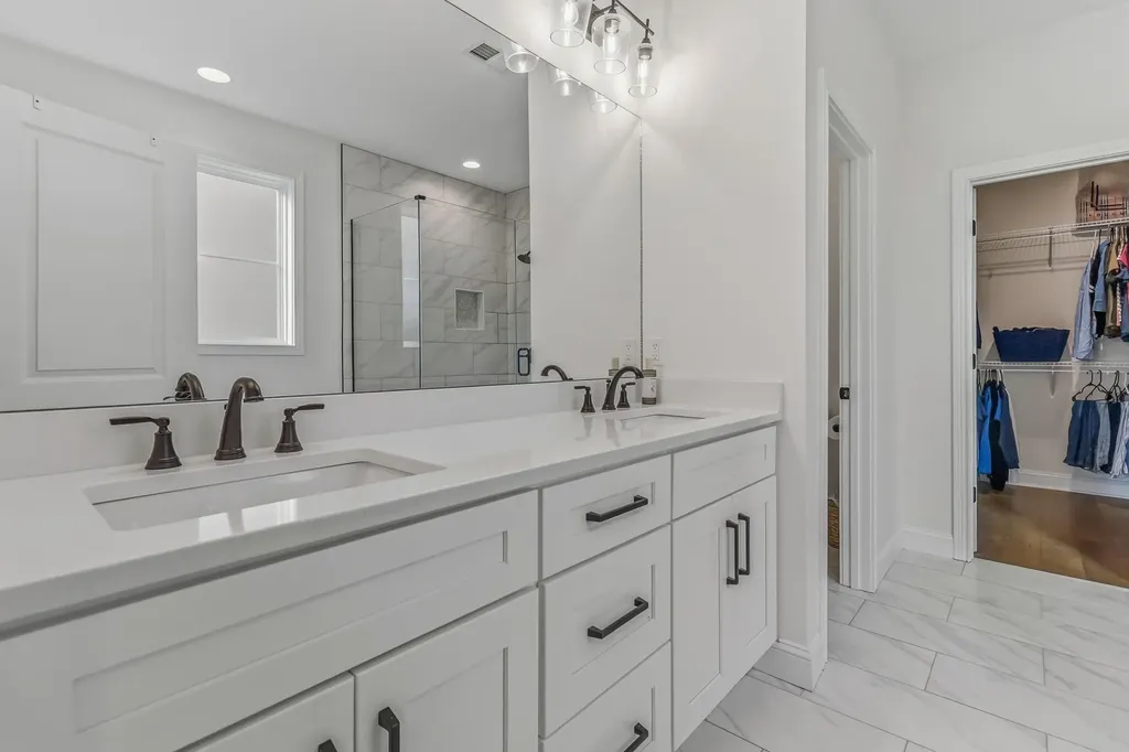 1373 Angus Trail Lexington KY 40509
