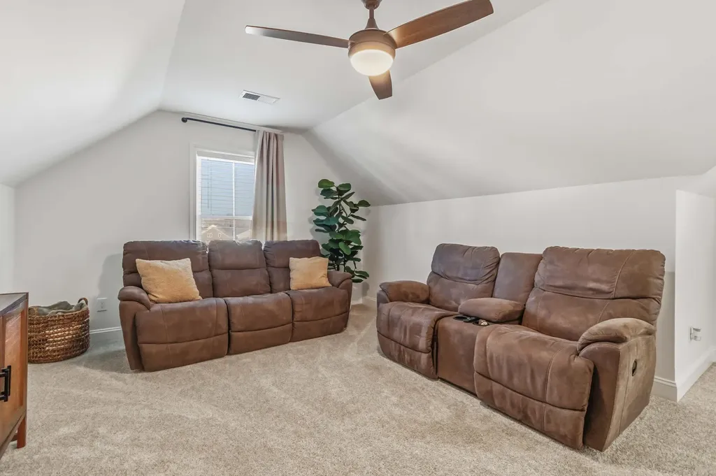 1373 Angus Trail Lexington KY 40509