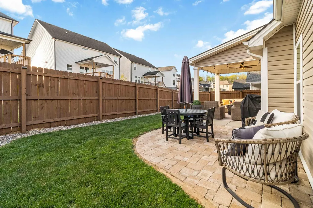 1373 Angus Trail Lexington KY 40509