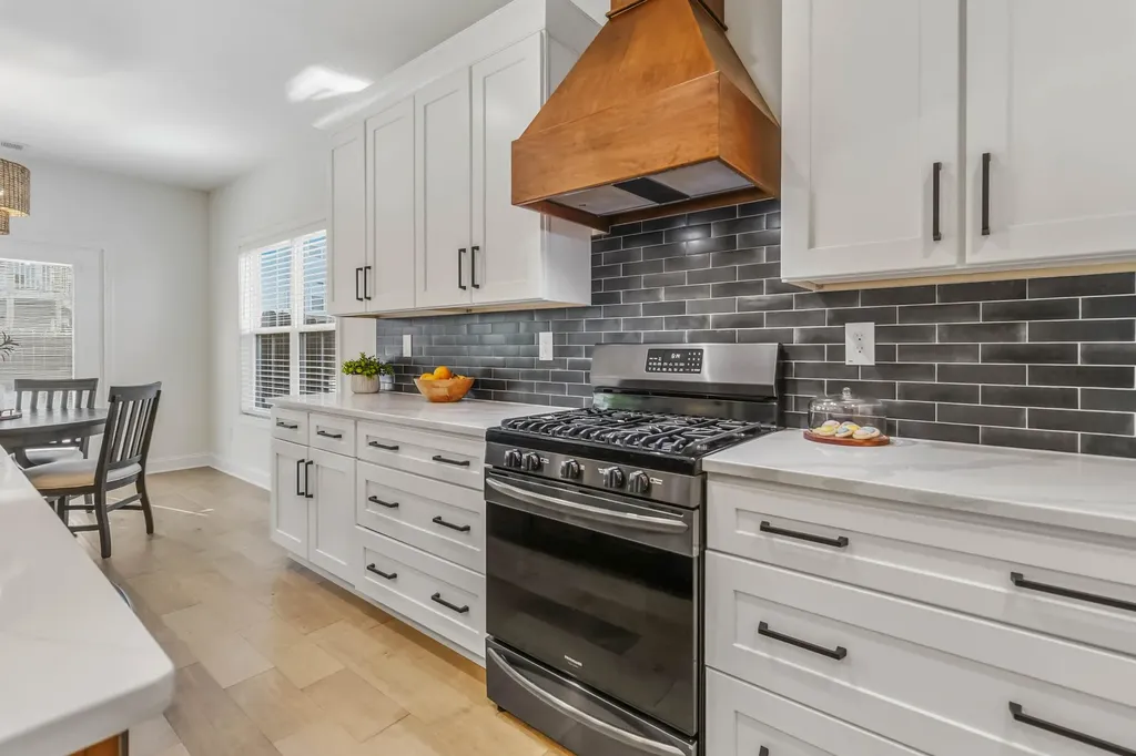 1373 Angus Trail Lexington KY 40509