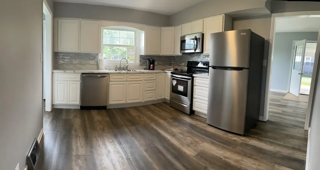 161 Freeman Avenue Russell Springs KY 42642