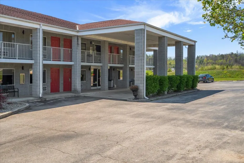 182 Quillen Chapel Road Campton KY 41301