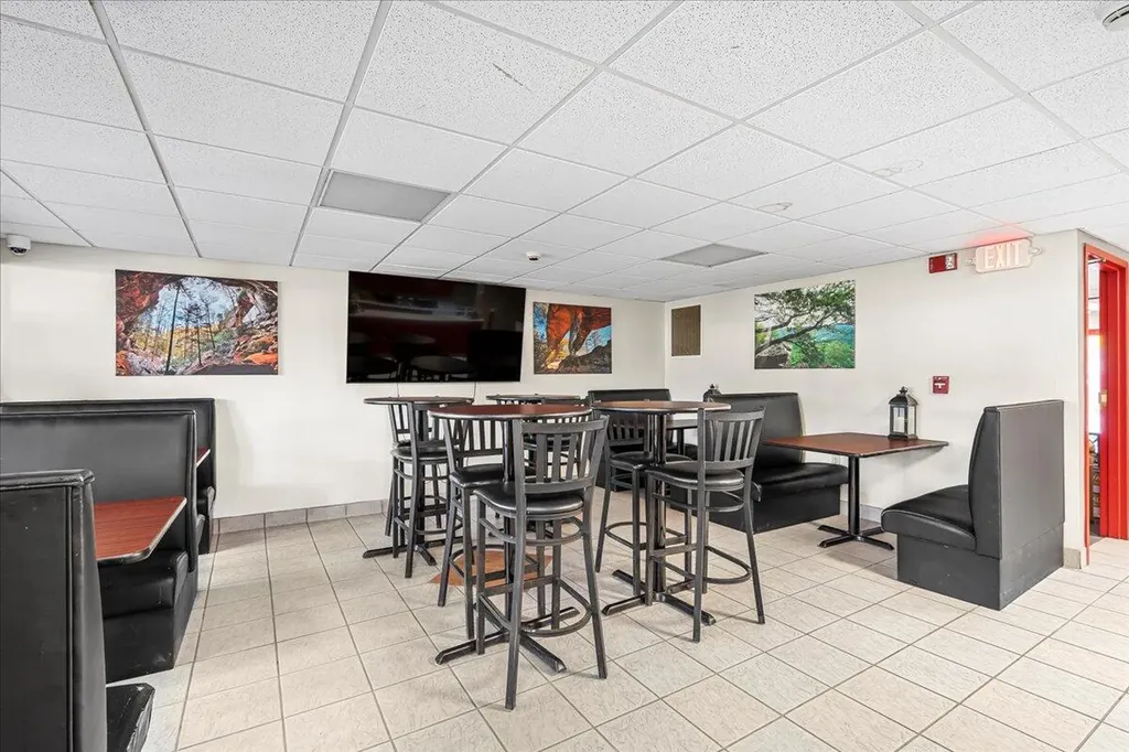 182 Quillen Chapel Road Campton KY 41301