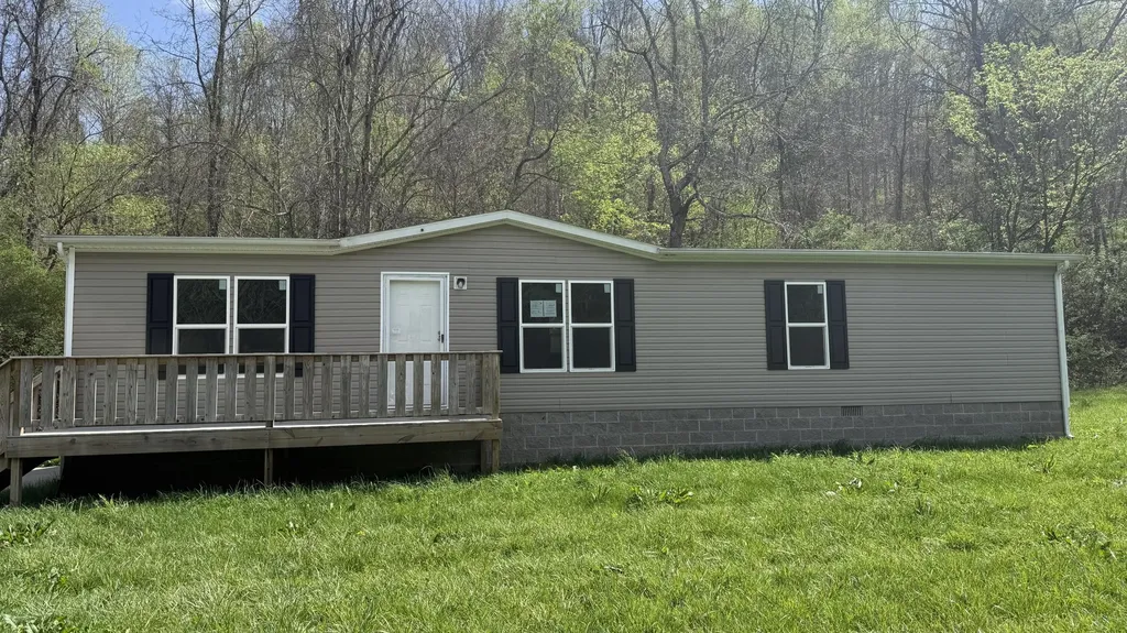 3230 Scaffold Cane Road Berea KY 40403