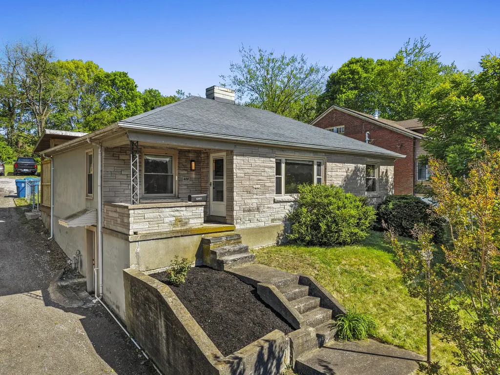 408 N 3rd Street Danville KY 40422