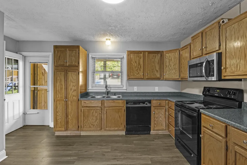 408 N 3rd Street Danville KY 40422