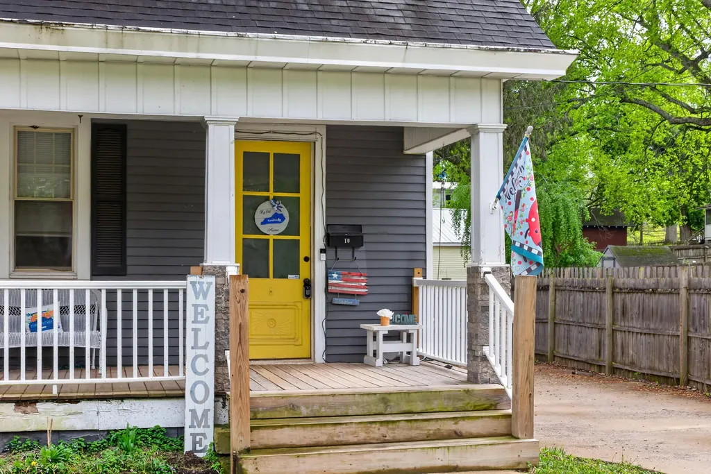 10 Johnson Avenue Mt Sterling KY 40353