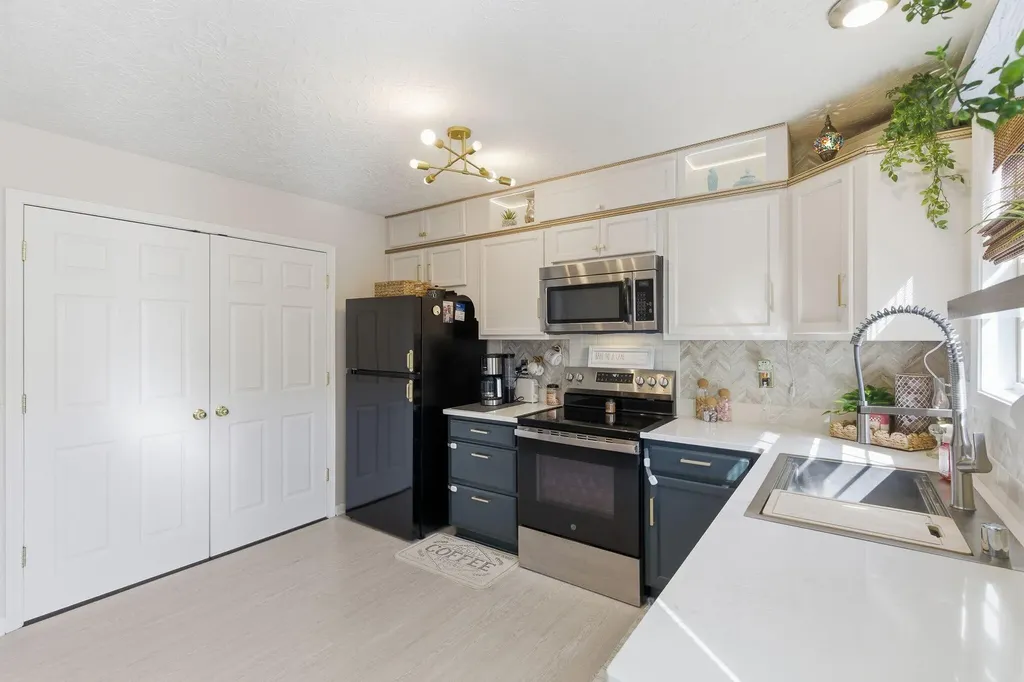 3044 Maddie Lane Lexington KY 40511