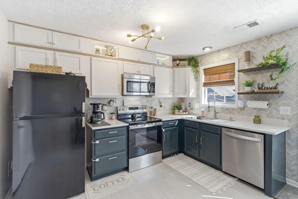 3044 Maddie Lane Lexington KY 40511