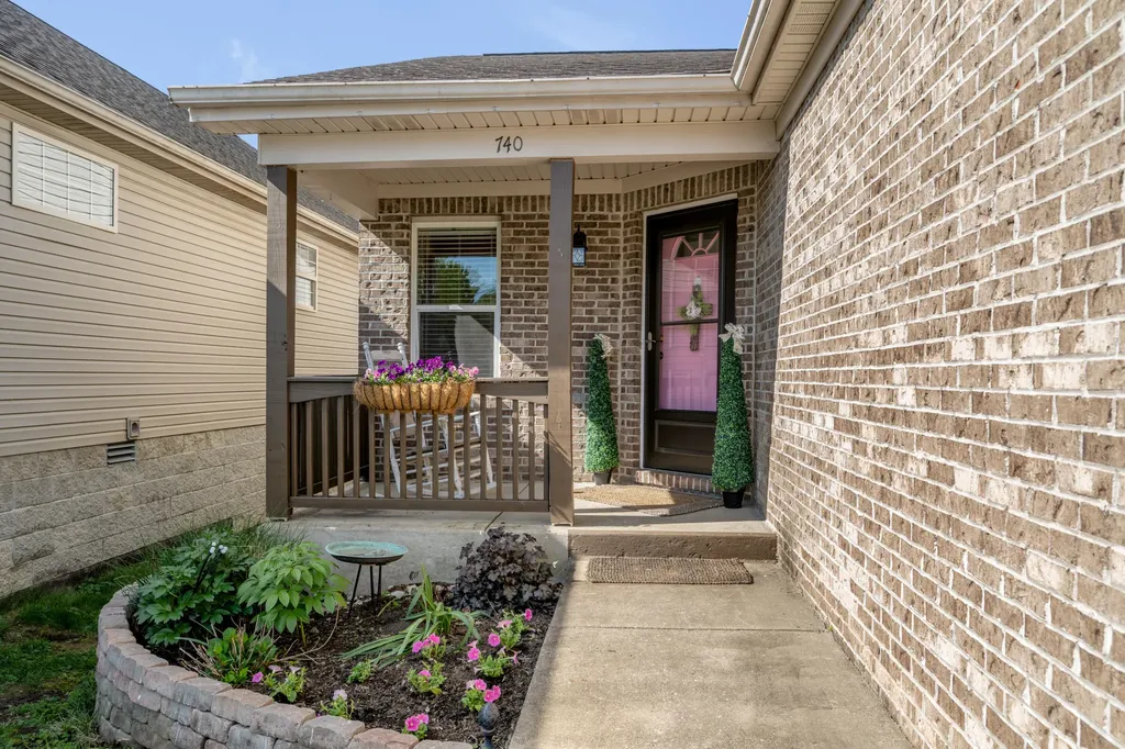 740 Lauren Drive Nicholasville KY 40356