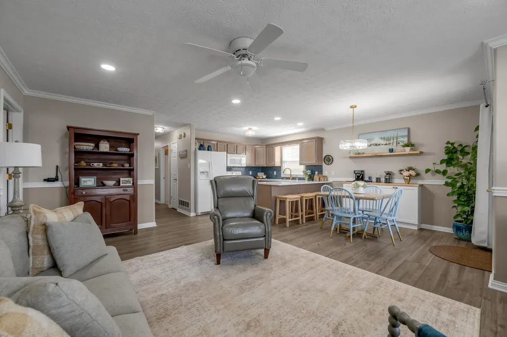740 Lauren Drive Nicholasville KY 40356