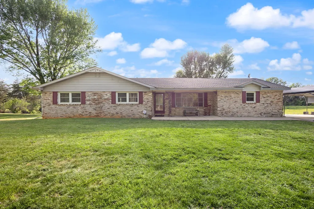 295 Hampton Avenue Somerset KY 42503