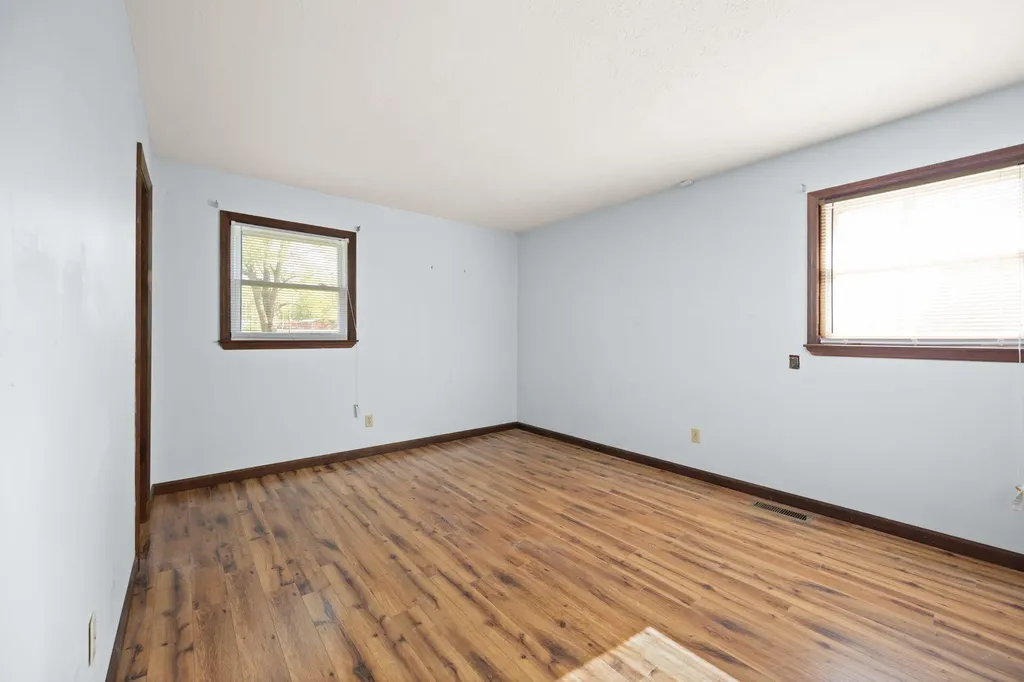 295 Hampton Avenue Somerset KY 42503