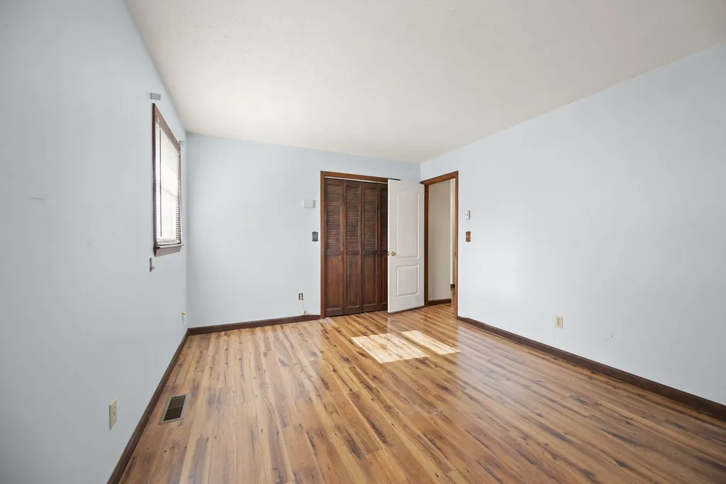 295 Hampton Avenue Somerset KY 42503