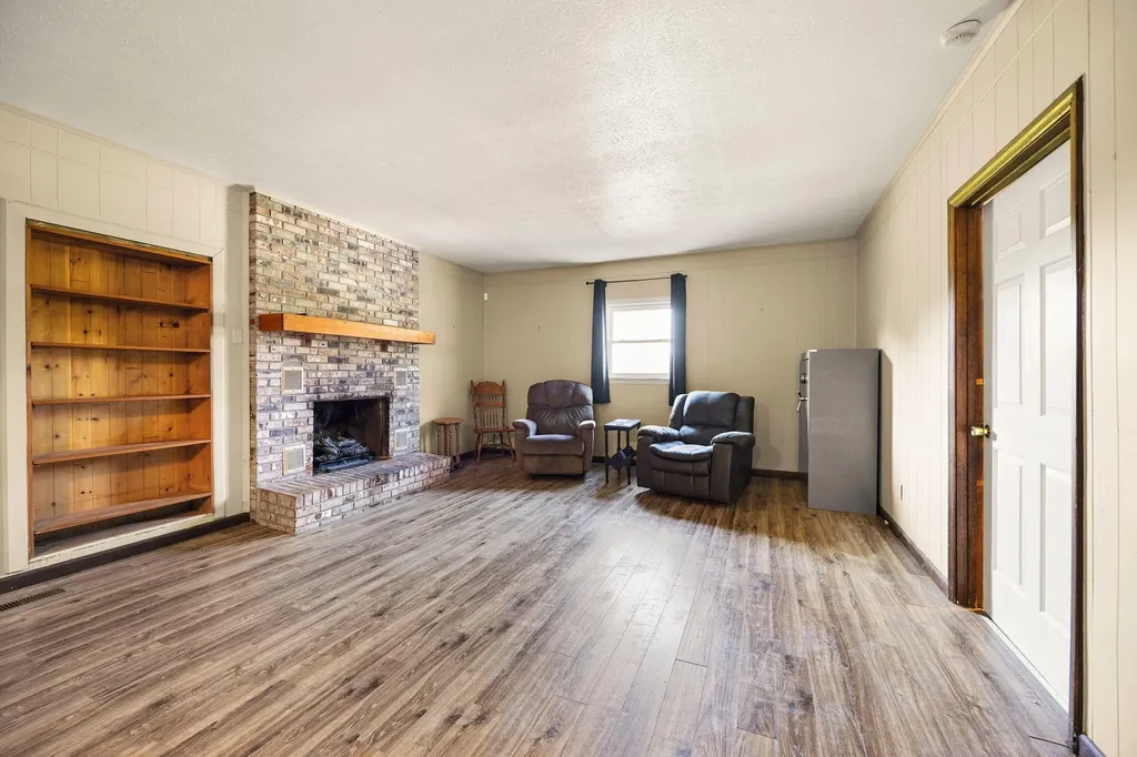 295 Hampton Avenue Somerset KY 42503