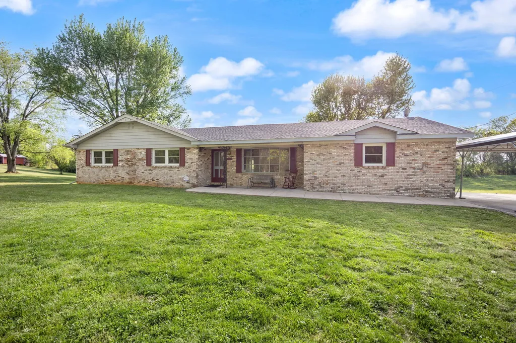 295 Hampton Avenue Somerset KY 42503