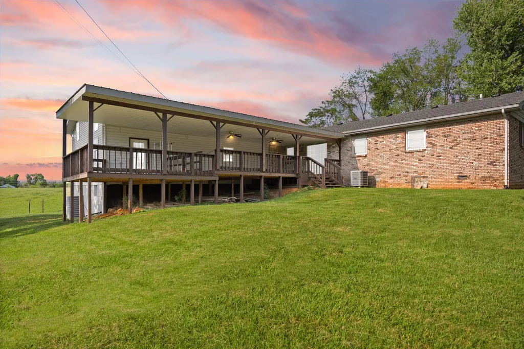 295 Hampton Avenue Somerset KY 42503