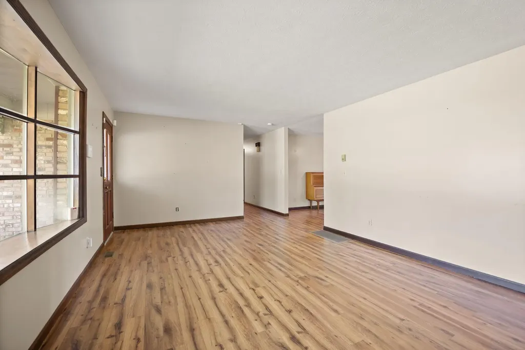 295 Hampton Avenue Somerset KY 42503