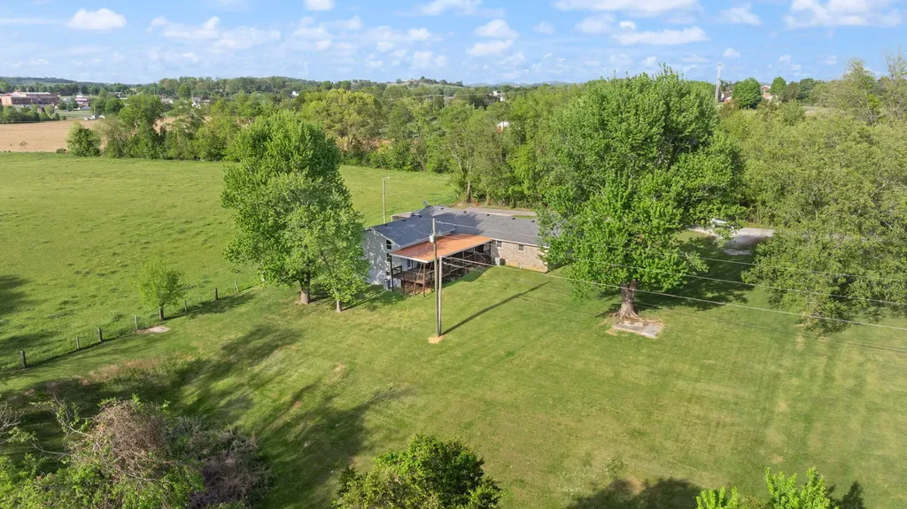 295 Hampton Avenue Somerset KY 42503