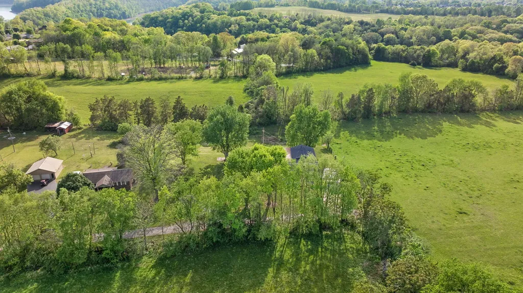 295 Hampton Avenue Somerset KY 42503