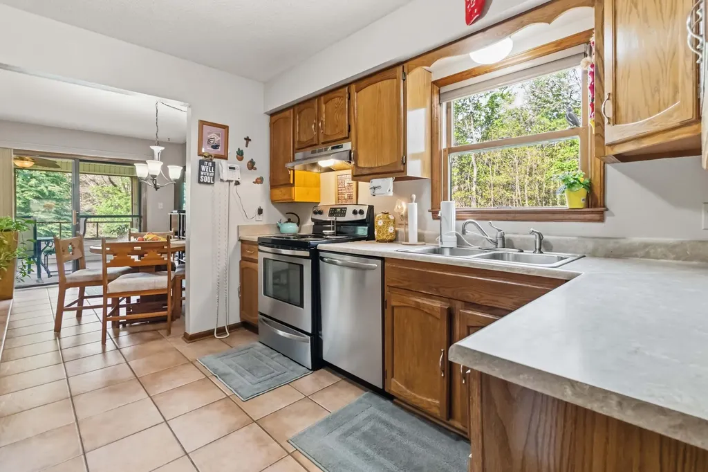 2109 Nelson Valley Road Science Hill KY 42553