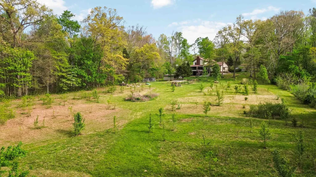 2109 Nelson Valley Road Science Hill KY 42553