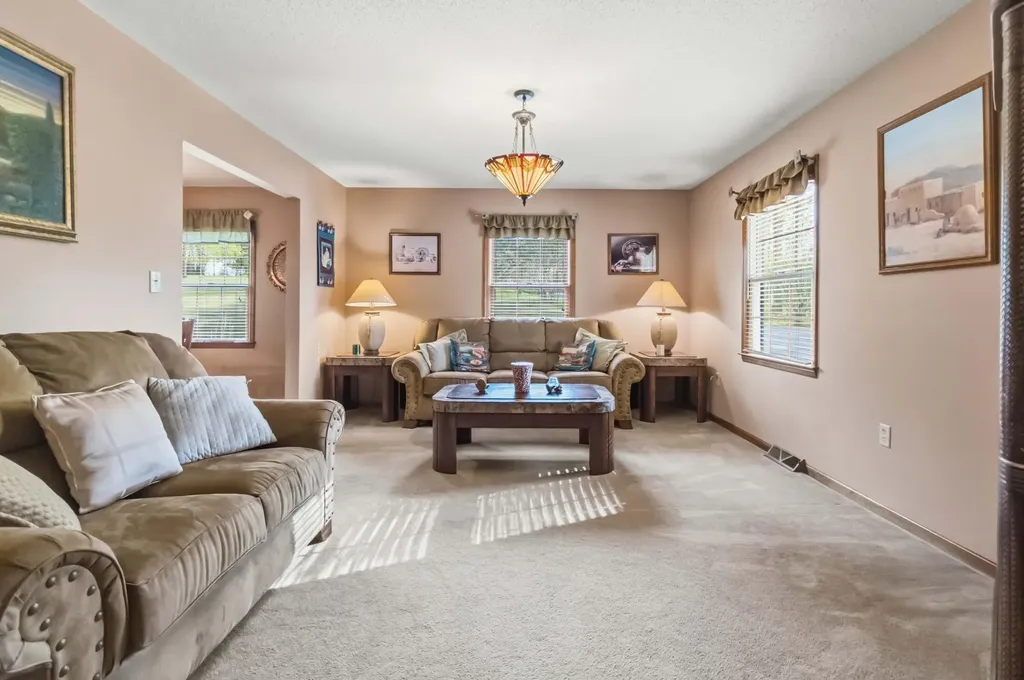 2109 Nelson Valley Road Science Hill KY 42553