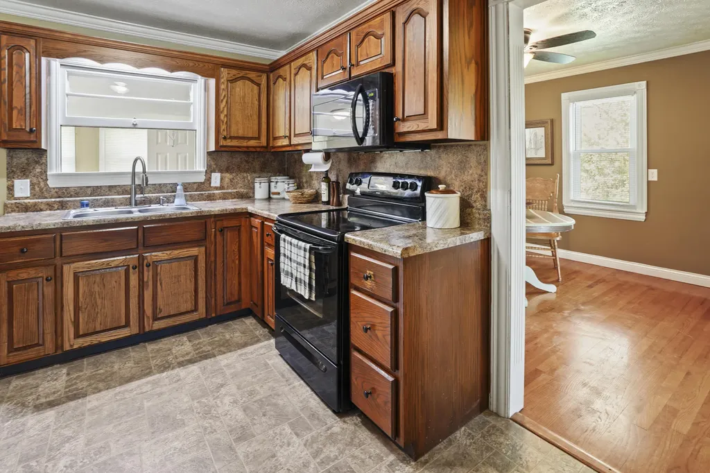 265 Raleigh Road Science Hill KY 42553