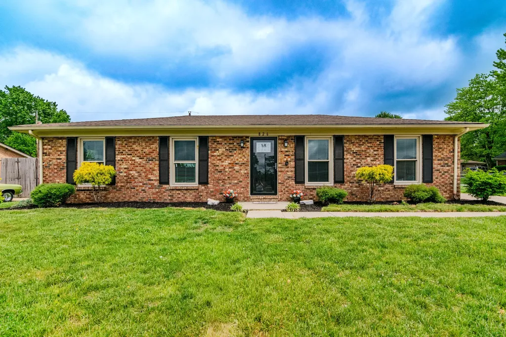 826 Mildred Street Versailles KY 40383