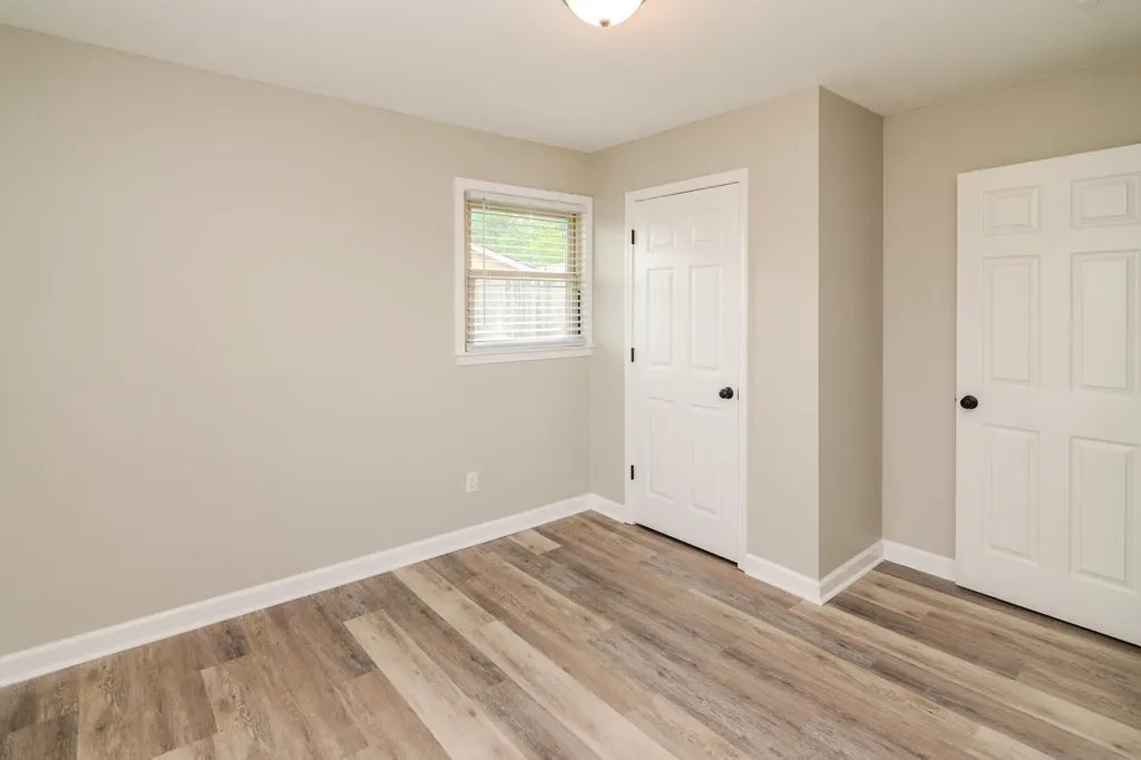 826 Mildred Street Versailles KY 40383