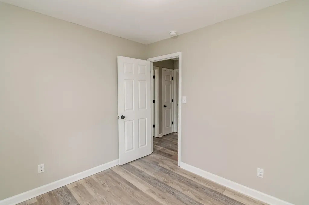 826 Mildred Street Versailles KY 40383