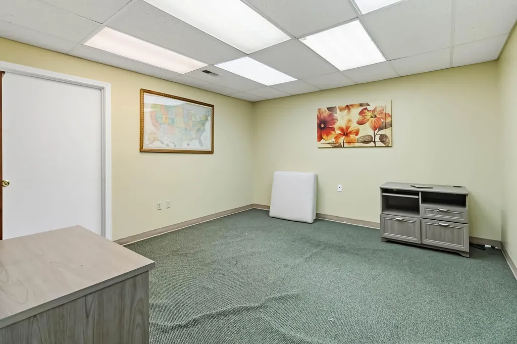 4432 Kentucky 80 Somerset KY 42503