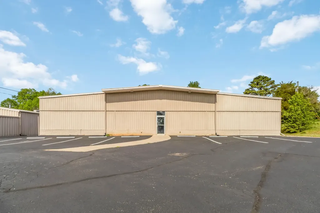 4432 Kentucky 80 Somerset KY 42503