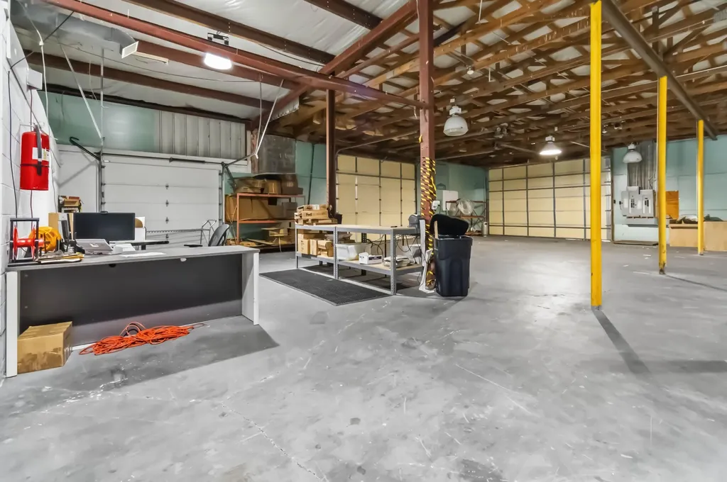 4432 Kentucky 80 Somerset KY 42503