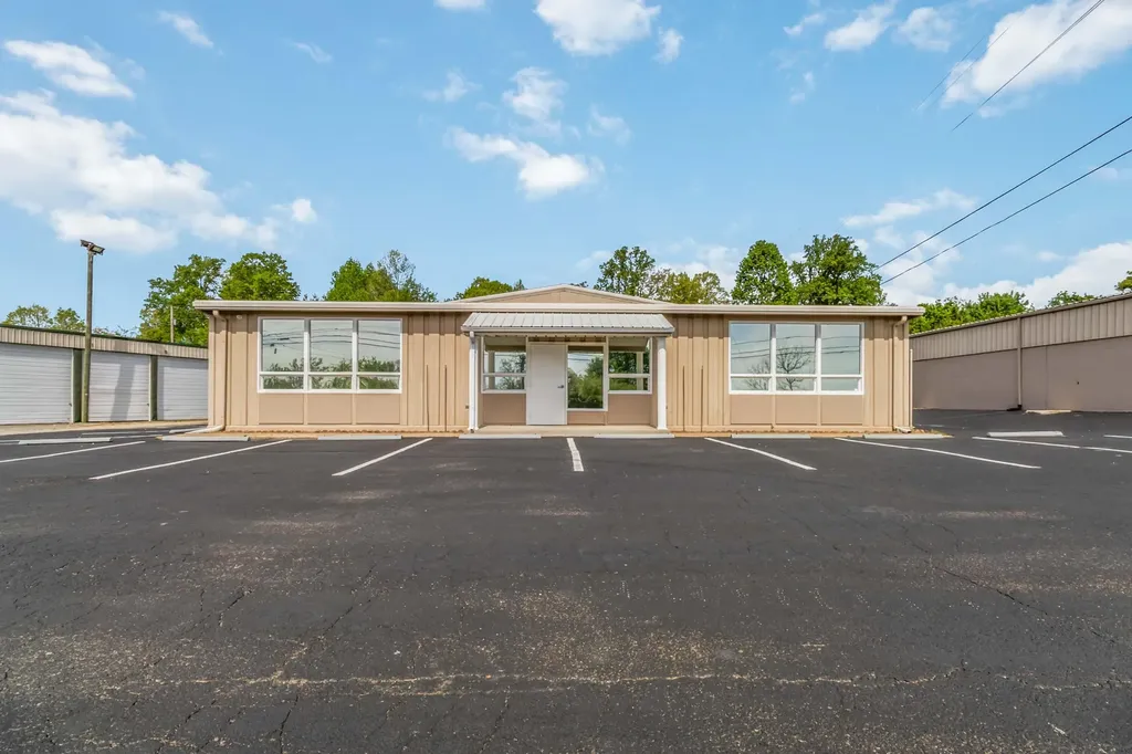 4414 Kentucky 80 Somerset KY 42503