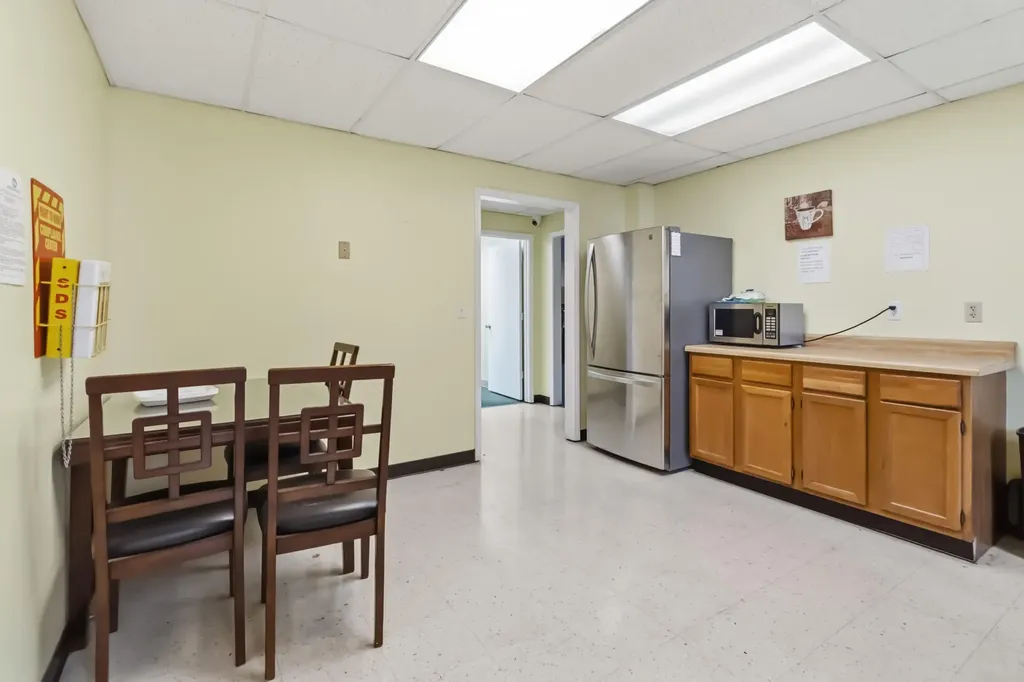 4414 Kentucky 80 Somerset KY 42503