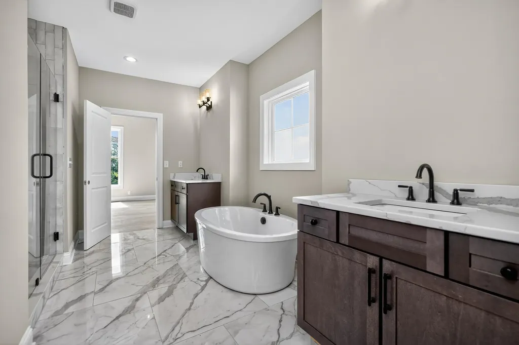 47 Hills Lane Lancaster KY 40444