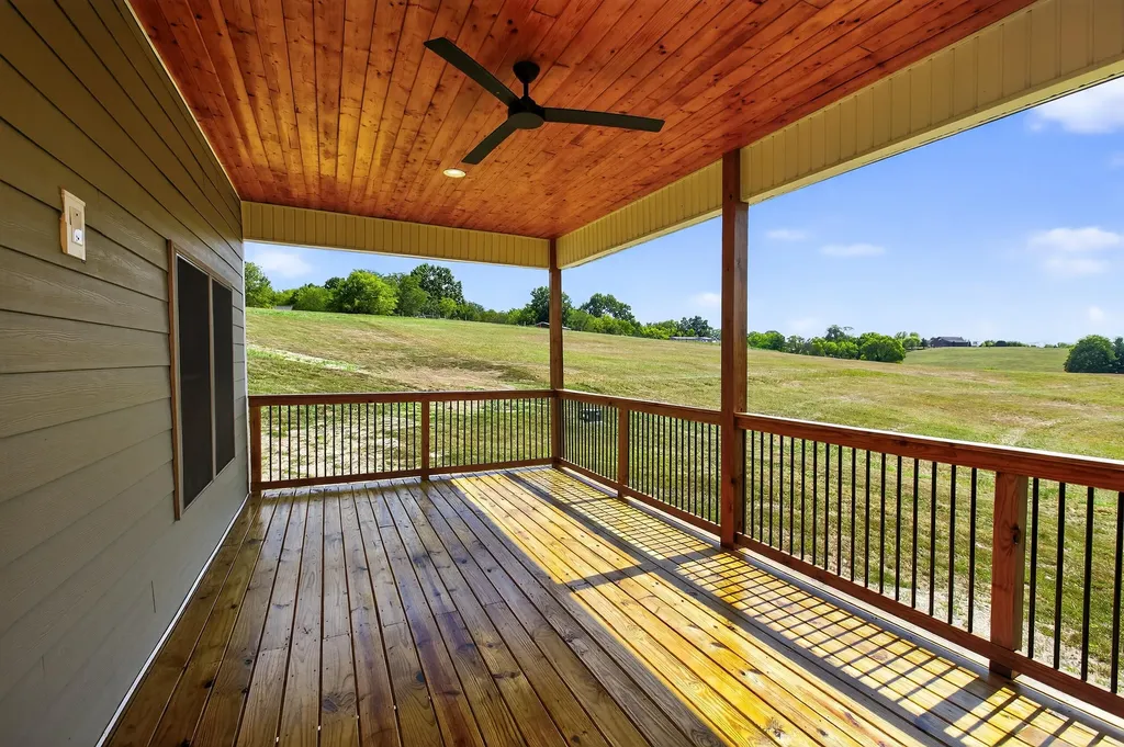 47 Hills Lane Lancaster KY 40444