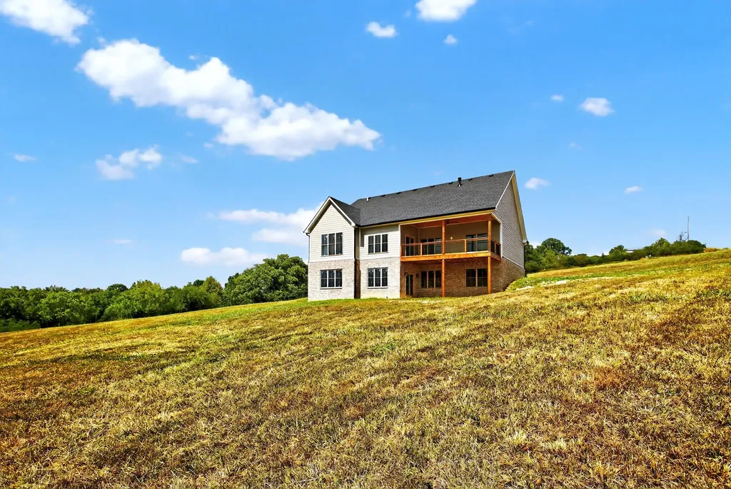 47 Hills Lane Lancaster KY 40444
