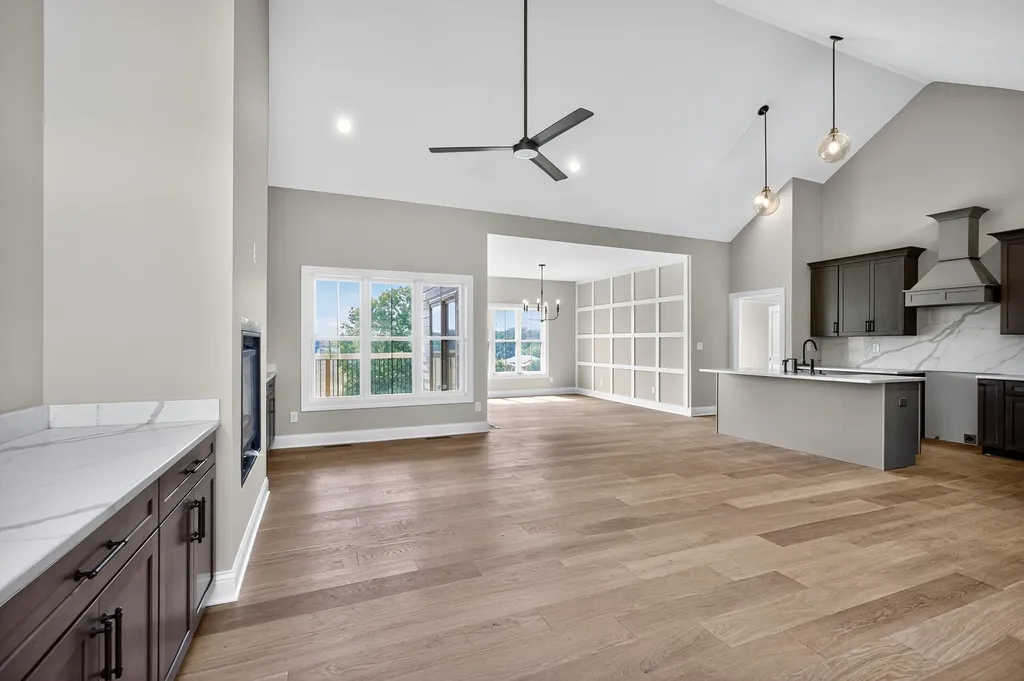 47 Hills Lane Lancaster KY 40444
