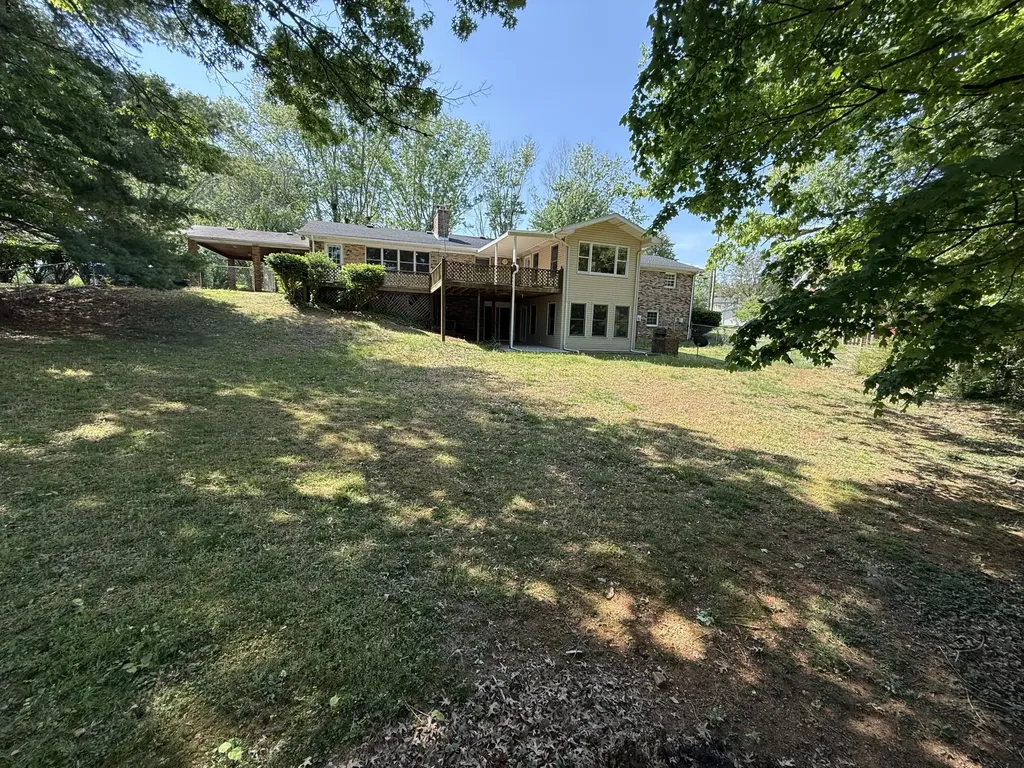 72 Military Road Somerset KY 42503