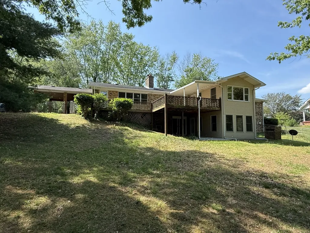 72 Military Road Somerset KY 42503