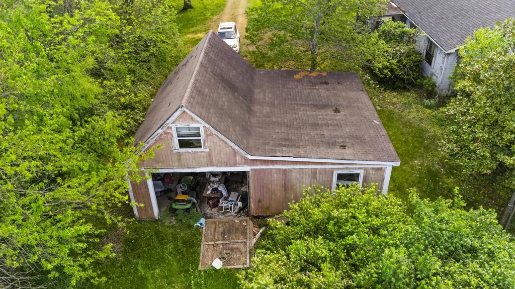 697 Goose Creek Road Winchester KY 40391