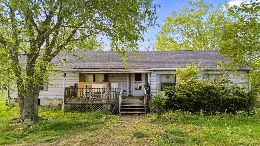 697 Goose Creek Road Winchester KY 40391