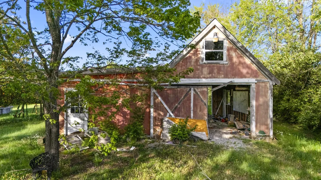 697 Goose Creek Road Winchester KY 40391